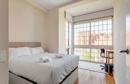 Bright with views - 2Bd 1Bth- Av América - Photo 8