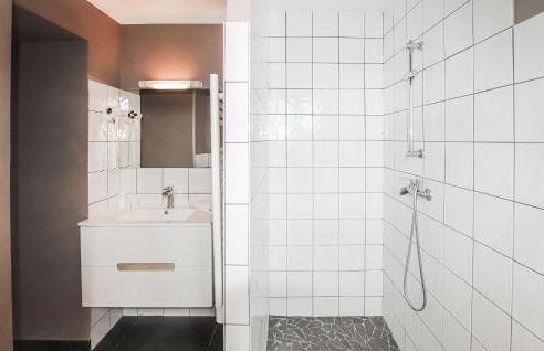 Lovely Home In Privas With Sauna - Foto 22