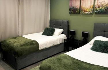 Stylish Madison Apartment with Balcony - FREE Car Parking - Hemel Hempstead Town Centre - Foto 10