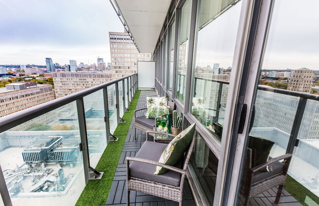 QuickStay - Luxury on Bay St. (Yonge & College) - Foto 57