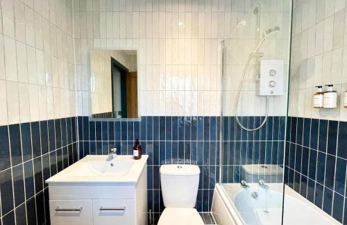 Barton Suites Luxury Home 2 of 2 Sleeps 6 - Foto 3