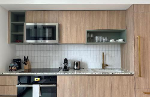 Modern 2BR-2BA in Downtown - Foto 13