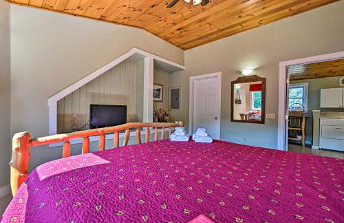 Cozy Apt with Hot Tub and Deck, 10 Mi to Stowe Resort! - Foto 13