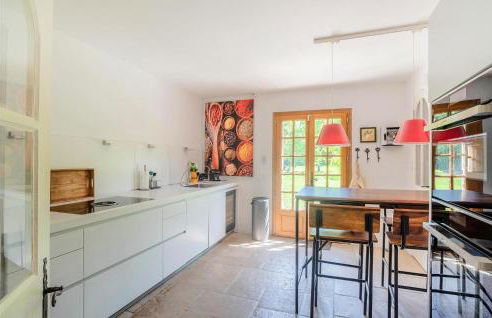 6 Bedroom Pet Friendly Home In Carcès - Foto 7