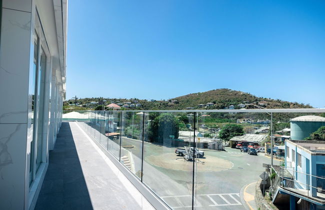 Dolphin Suites - Photo 13