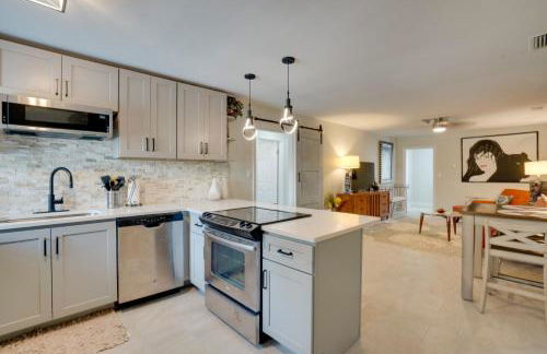 Walk to Redington Beach Renovated Duplex with Patio - Photo 9