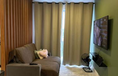 Apto lindo e completo com piscina em Itajai - Foto 3