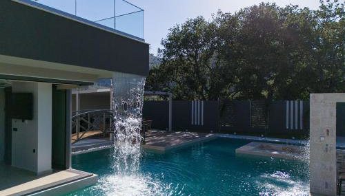 Elinor Villa - Nature Retreat amidst Mountains & Lake by etouri - Foto 2