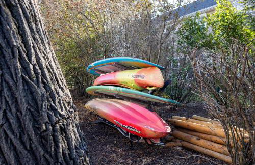 Baylight Haven by Rove Travel - Luxe Home with Bay Views - Foto 28