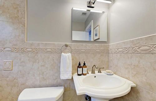 Hidden Gem Vacation Villa w Private Pool & TikiHut - Foto 39