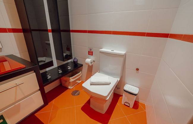 Pool Cinema Villa by Vacationy - Foto 44