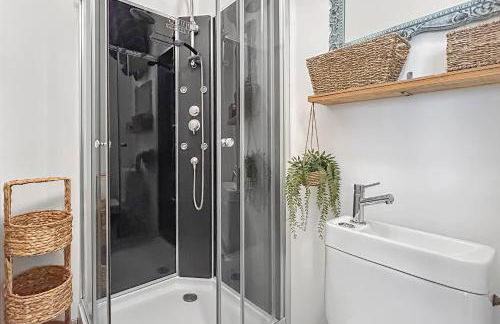 Studio Avec SPA et Clim Proche Centre - Foto 28