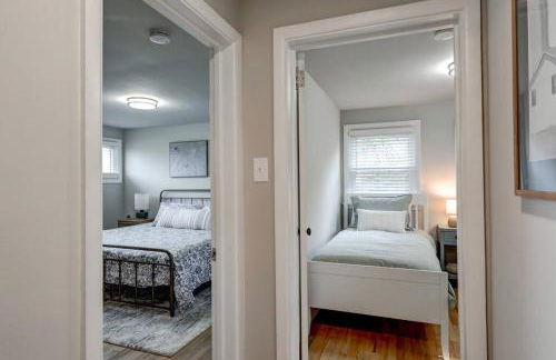 New cozy home near Outlets & Amish Country - Photo 9