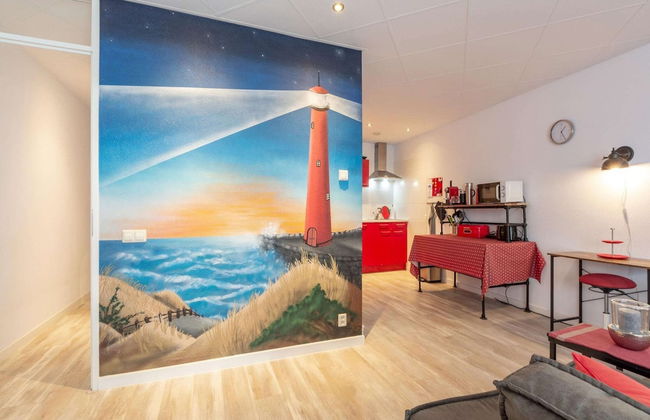 An Apartment That is Attractively Furnished - Foto 64