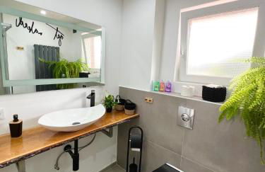 Elegante Apartment in Erftstadt mit Balkon, Zentral, Bahnhof nah, Phantasialand Brühl bei Cologne - Foto 29