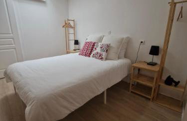 Petite Maison cosy avec terrasse - Parc Astérix 10 min - CDG 15 min - Foto 3