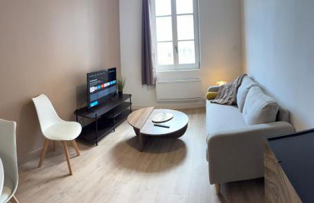 Le Charmant-T2 rénové-Plein centre de Limoges - Foto 9