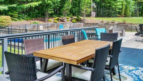 Lush Palace Has Power and Water, MTR Options - Foto 3