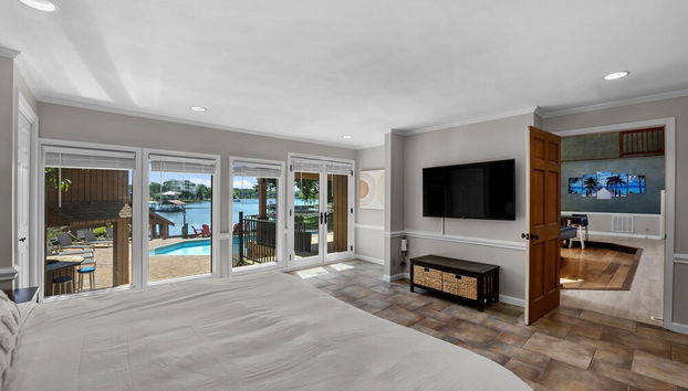 Stay Awhile by Avantstay Lakefront Pool Dock - Foto 4, Habitación