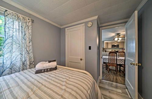 Boat and Ski Home on Edinboro Lake with Grill! - Foto 17