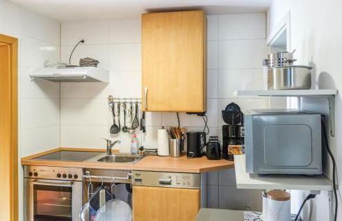 2 Bedroom Amazing Apartment In Loxstedt - Foto 9