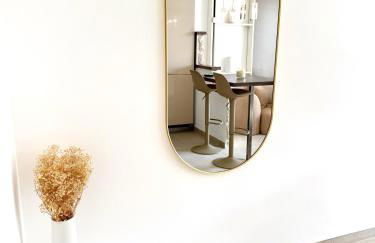 Studio de LUXE Portes de Monaco - Vue MER - Piscine - Wifi - Foto 42