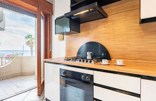 GuestHost - Casa Giovanna Lungomare Sea view - Foto 14