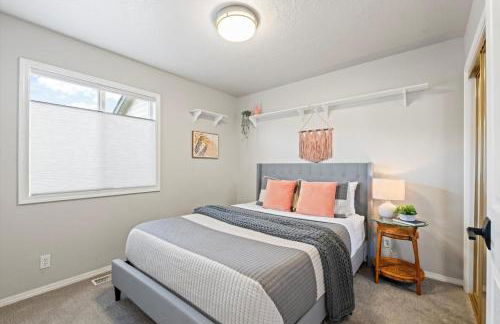 5BR Meridian Retreat Fire Pit BBQ Sleeps 12 - Foto 27