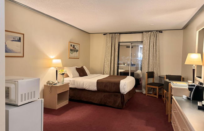 Divya Sutra Plaza and Conference Centre, Vernon, BC - Foto 10