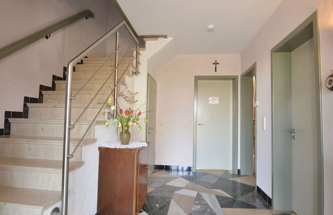 Apartment in Liege With Sauna & Hot Tub - Photo 2