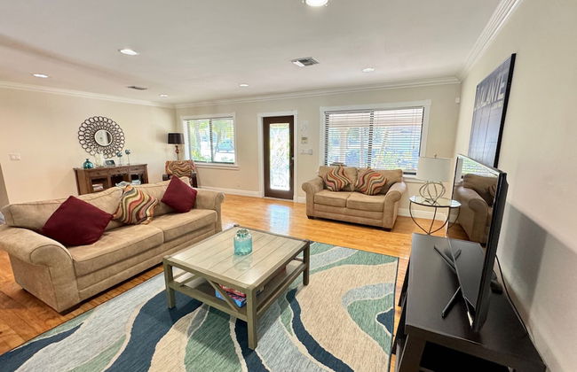 Vidal Manor 4BR Oasis w Pool Cabana- Wilton Dr - Foto 36