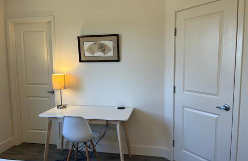 Near Stanford Luxury Retreat 1 Gigabit Fast WiFi Two Car Garage Masterbedroom King Size Bed Walk-in Closet and Walk-in Shower - Foto 31