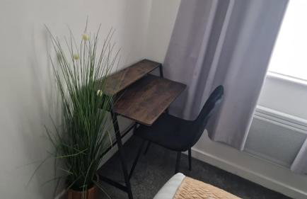 Deluxe Town Centre 2 Bedroom Apartment - Foto 5