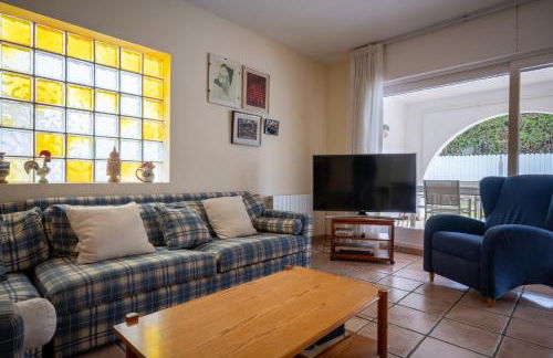 At503 Ground floor & pool, beach 15min walk away - Foto 2