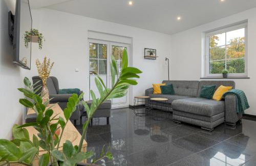 Apartment ''Senko'' with 2 Bedrooms and Parking by Noclegi Renters - Photo 6