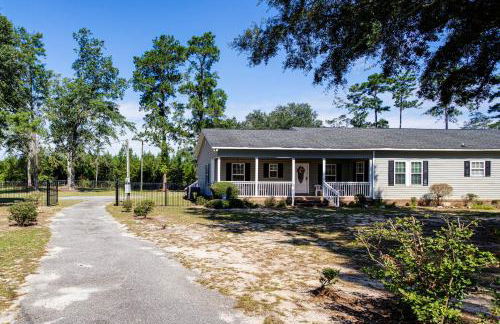 Large Yard and Historic Charm Orangeburg Retreat! - Foto 27