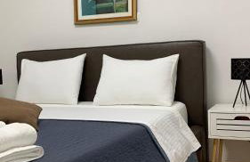 Split apartment - 5 min by car to the beach & city center - free public parking - Foto 4