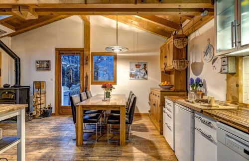 Tiki Lodge - hot tub & sauna - Photo 46