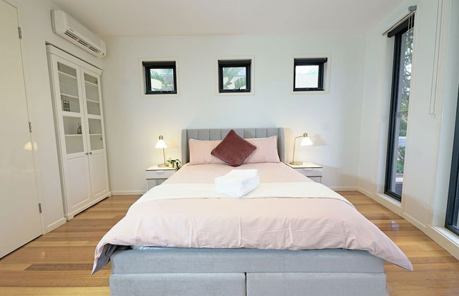 Luxury 7BRM Lakeside BigHouse Point Cook - Foto 3