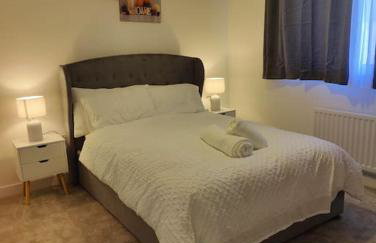 2 bedroom en-suite apartment in Basildon, Essex (Enjoy the simple things in life) - Foto 48