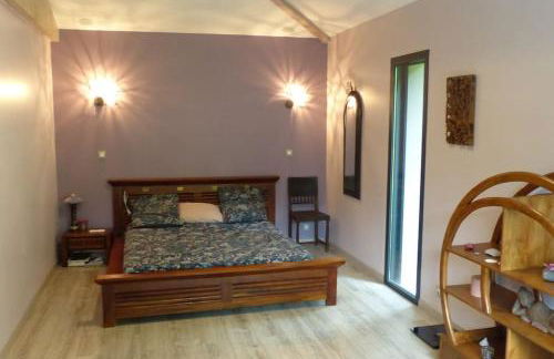 Villa standing piscine privée en écrin de verdure - Foto 23