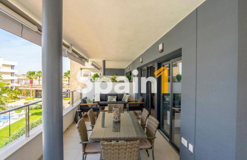 3 Bedrooms Apartment in flamenca Village with 3 Pools, sauna, gym and Jacuzzi - Photo 1