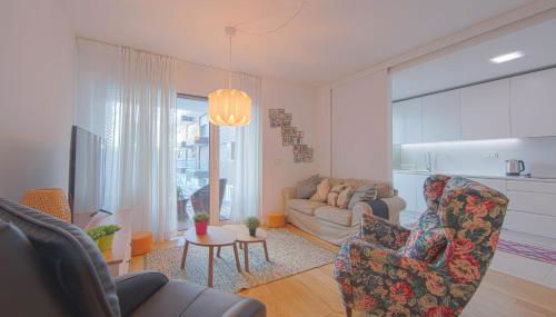 Benfica Prime Terrace II by Homing - Photo 1