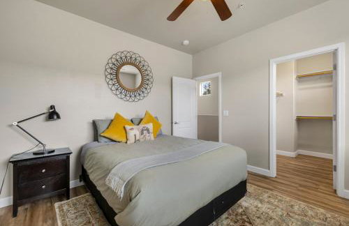 Mountain Peaks Getaway 4BR4BA Pet-Friendly Central AC Near Downtown Trails - Foto 12