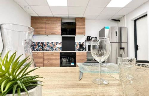 Le Grand Penon ~ Logement Spacieux à 6 min du Parc - Foto 8