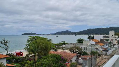 Luxo e exclusividade - Apartamento a 30m da praia da Cachoeira Floripa - Foto 3
