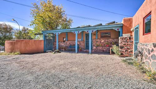 Quirky Santa Cruz Studio with Shared Courtyard! - Foto 3