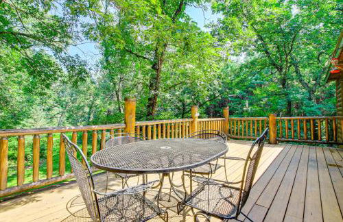 Peaceful Wautoma Retreat with Deck on 10 Acres! - Foto 26