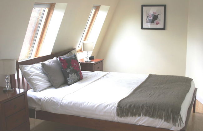 The Barn at Charlottes Hill - Photo 2