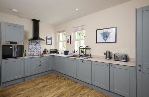 Middleton Farmhouse - Photo 12